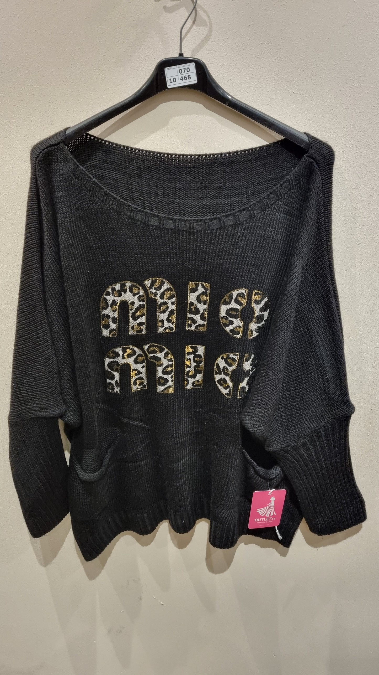 Strickpulli mit Statement Print