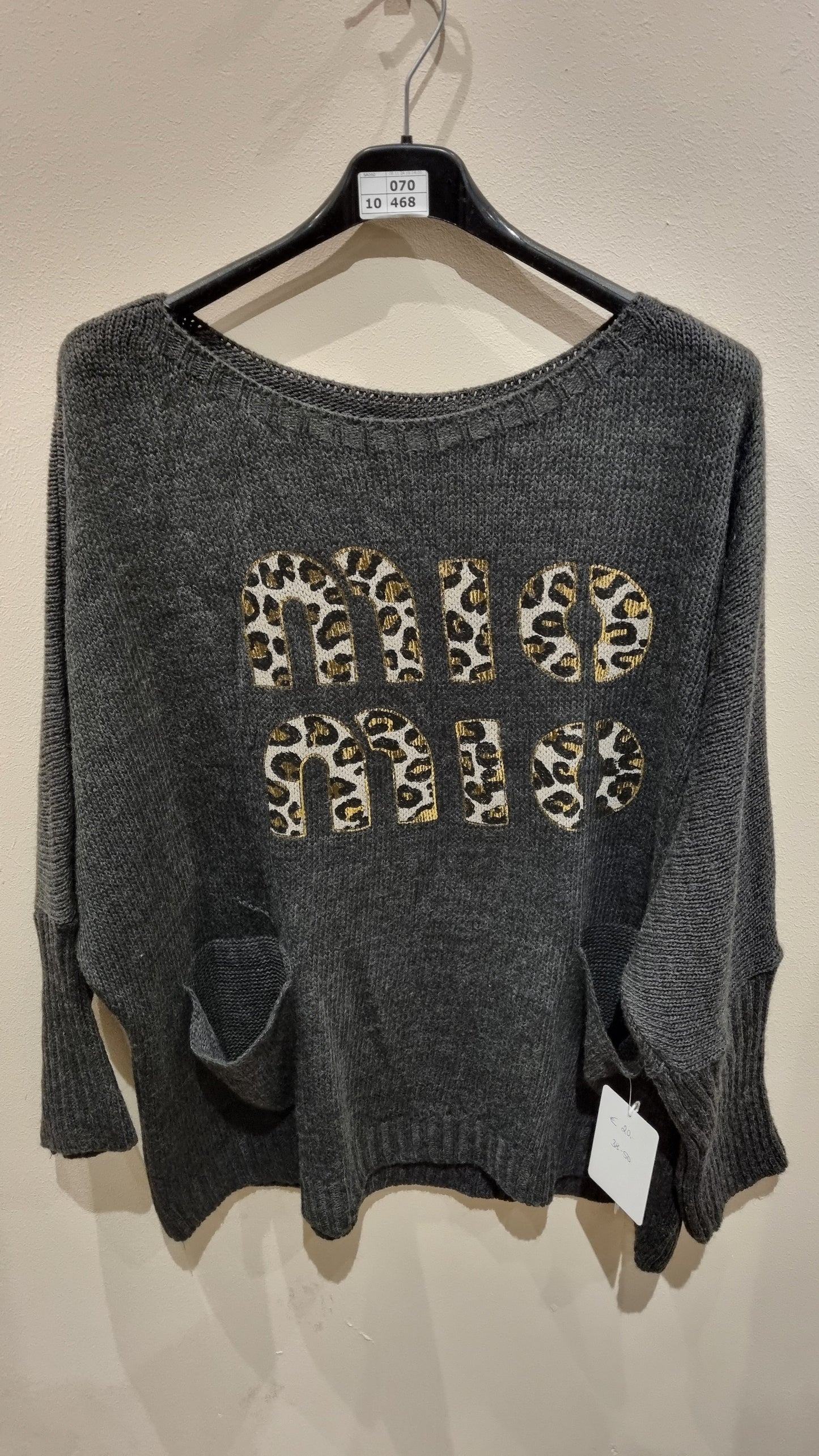 Strickpulli mit Statement Print